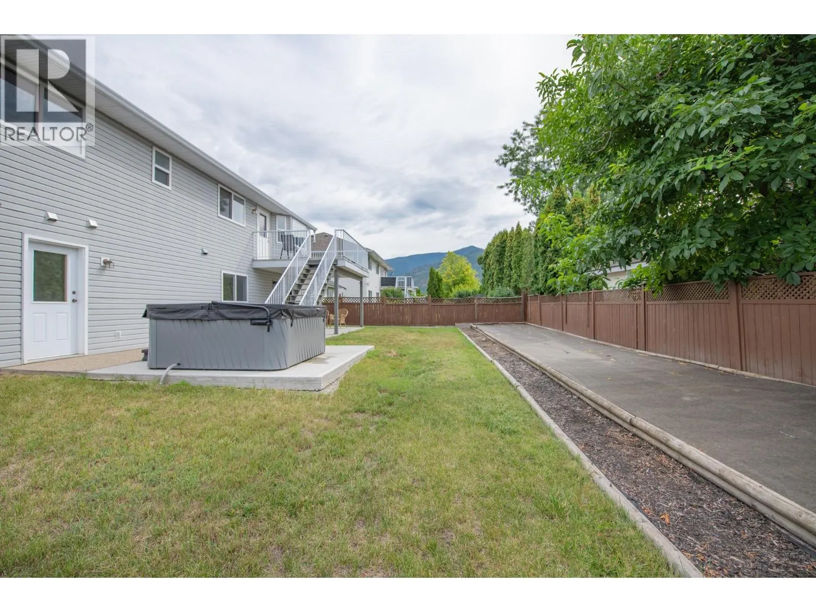 2401 Bradley Drive