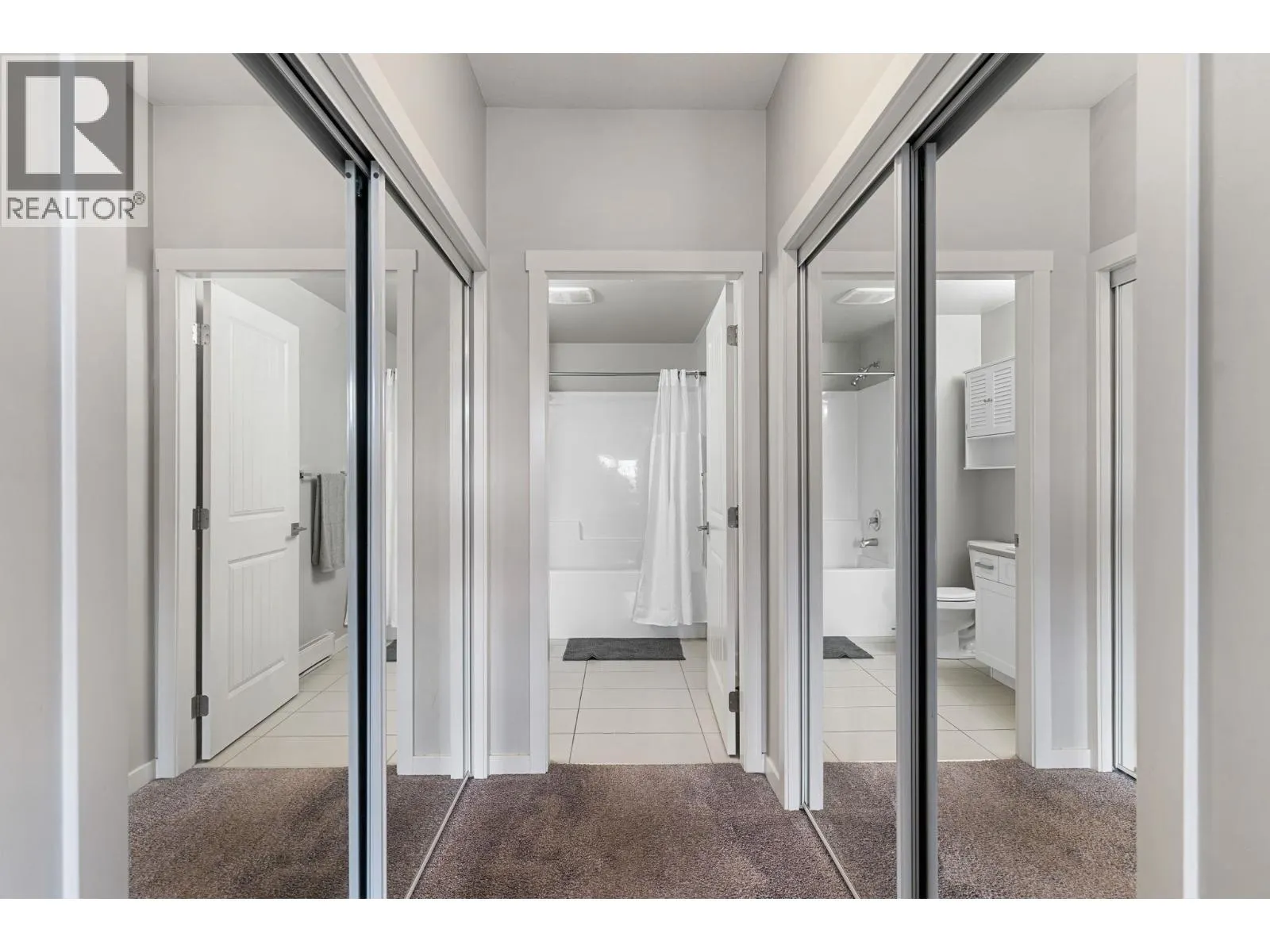 3731 Casorso Road Unit# 209