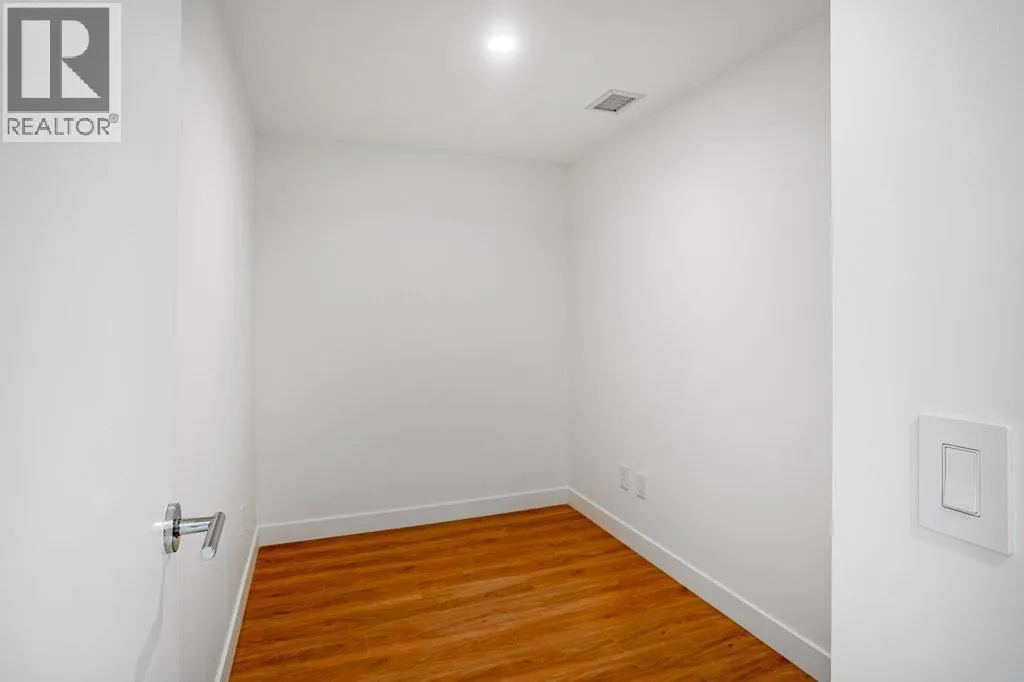 238 Leon Avenue Unit# 1307