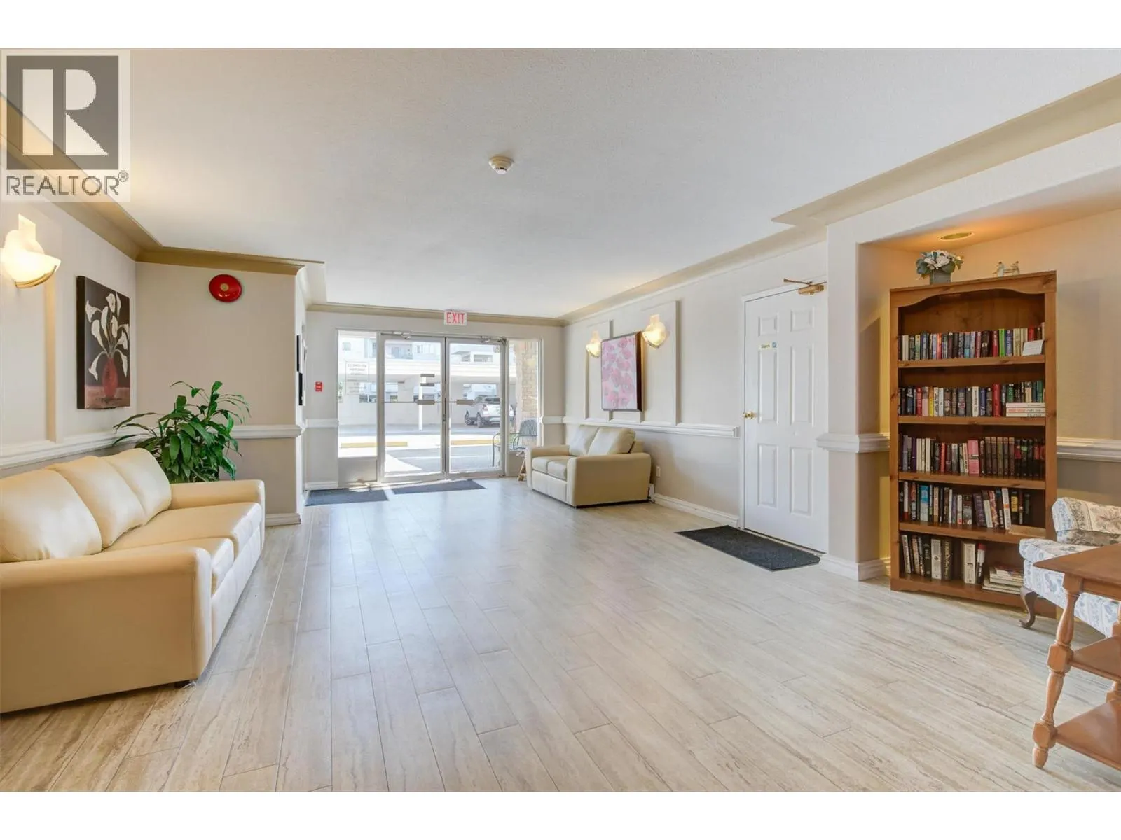 200 Hollywood Road N Unit# 305