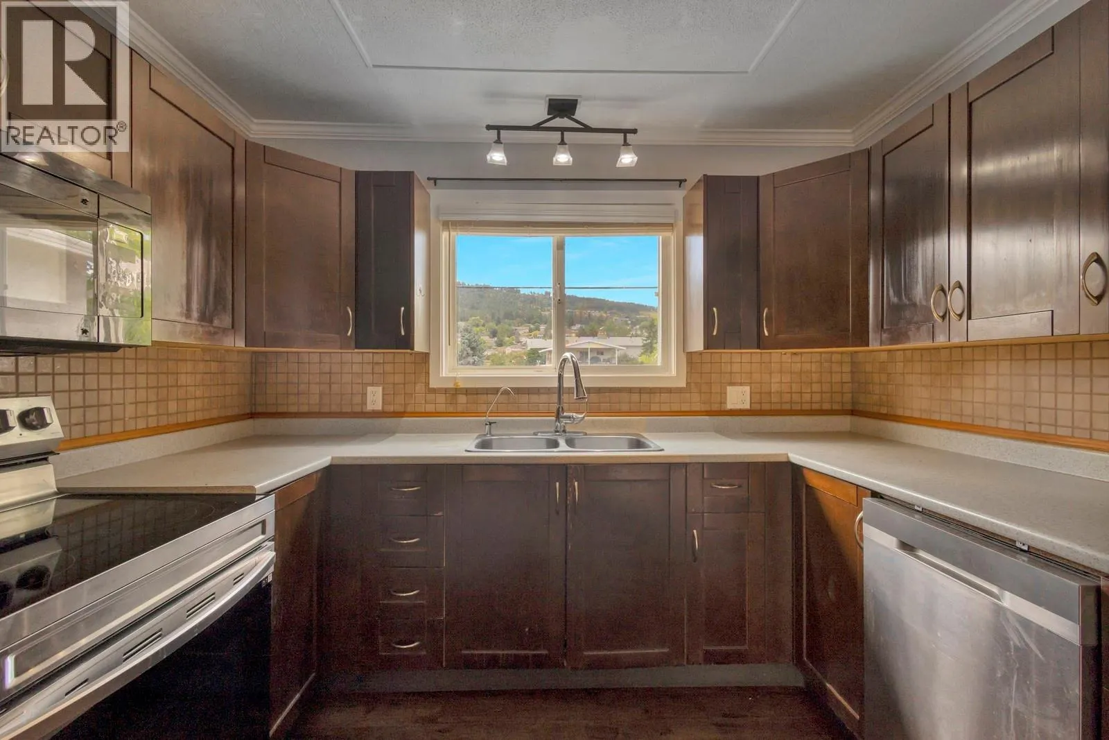 3659 Dunbarton Road
