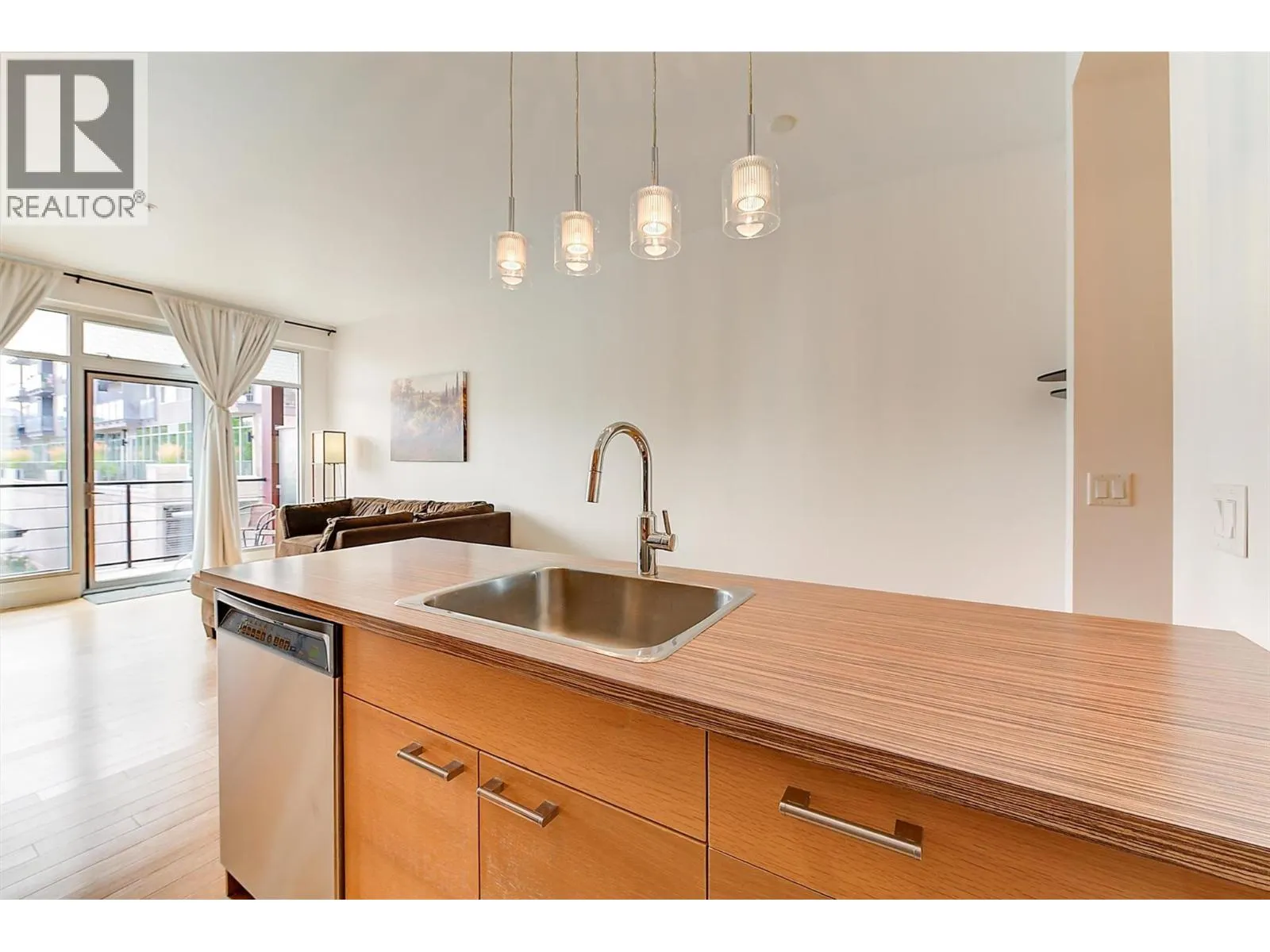 1289 Ellis Street Unit# 320