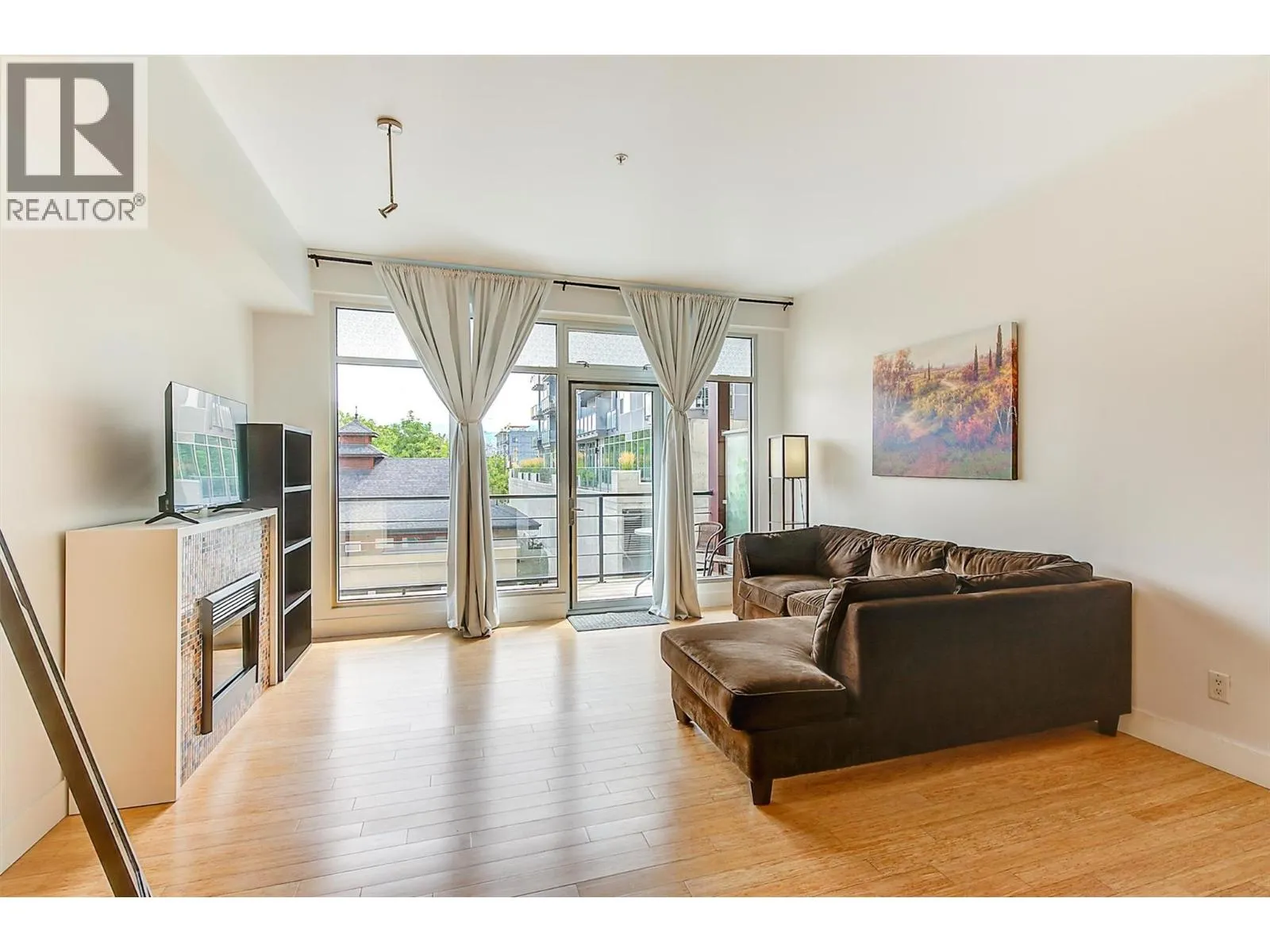 1289 Ellis Street Unit# 320
