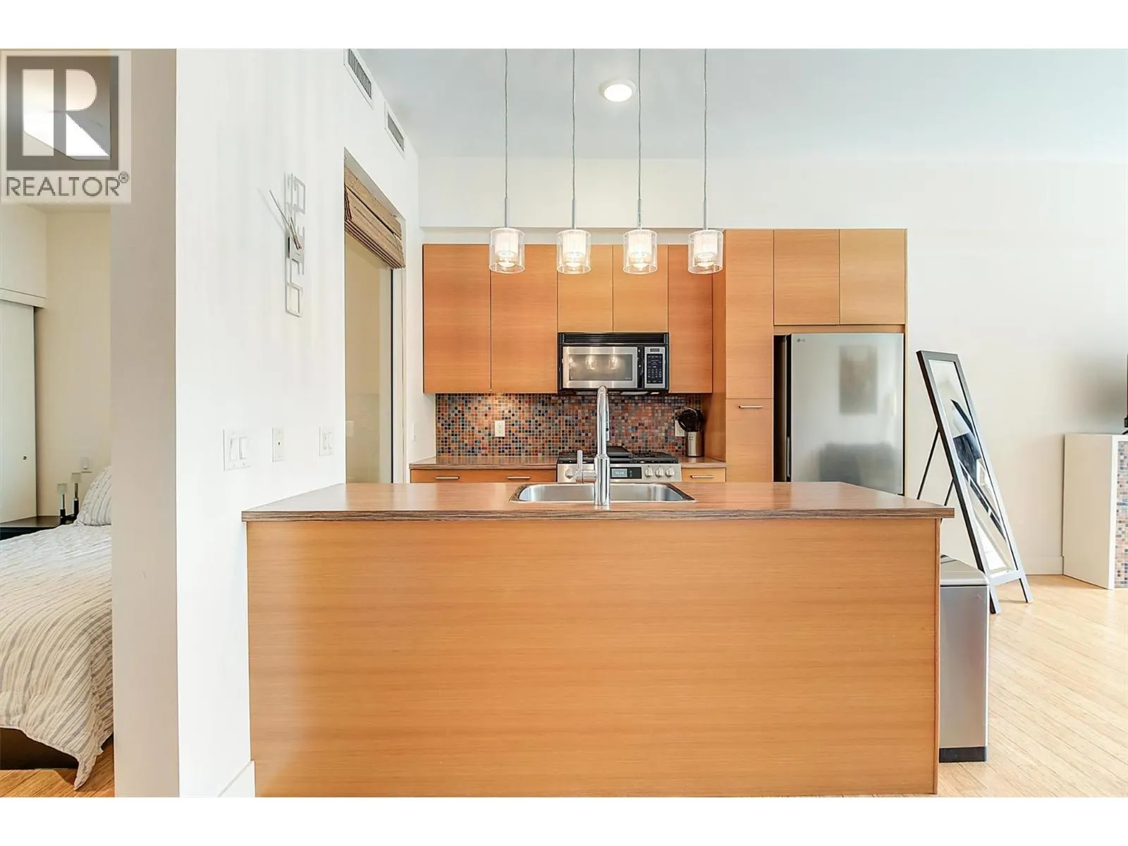 1289 Ellis Street Unit# 320