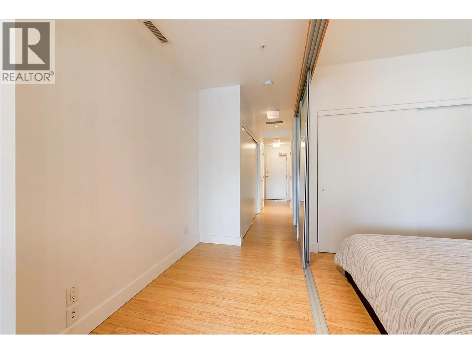 1289 Ellis Street Unit# 320