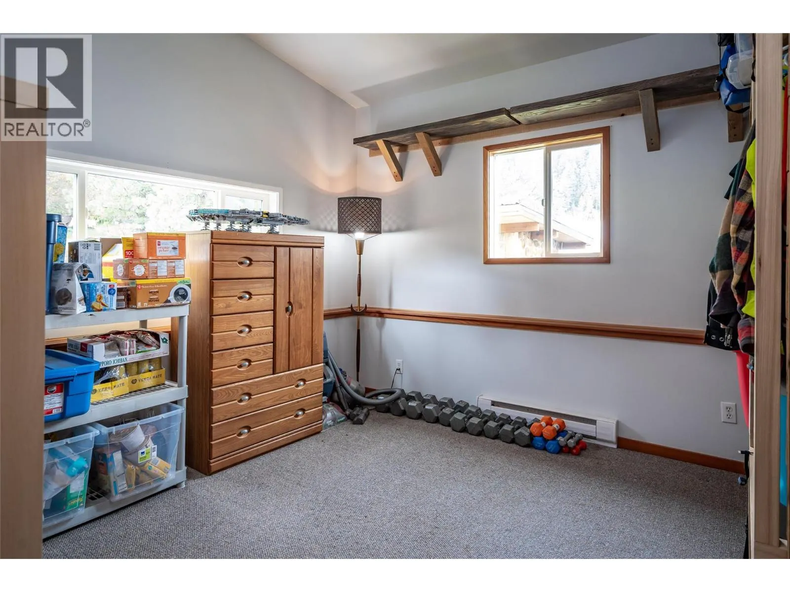 127 8th Street N