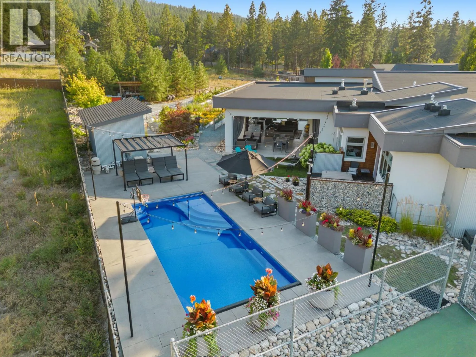 4535 McCulloch Road