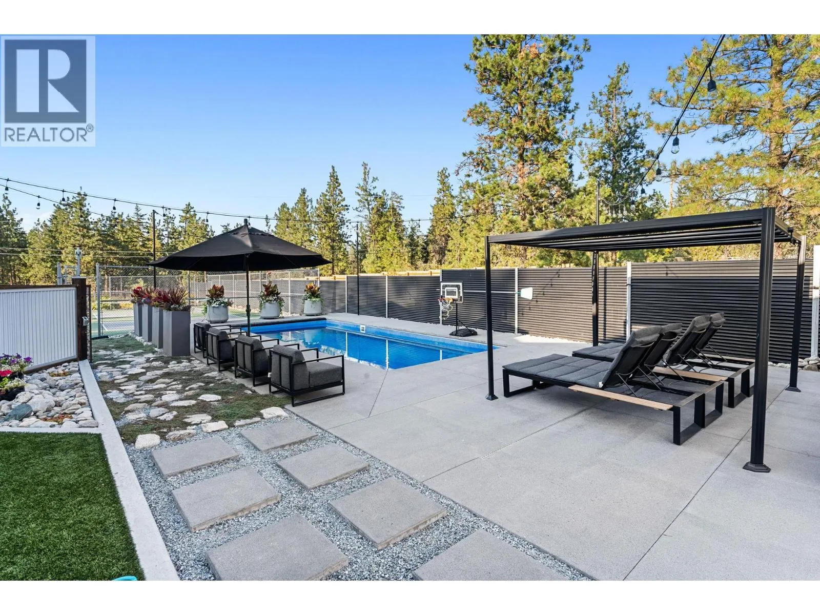 4535 McCulloch Road