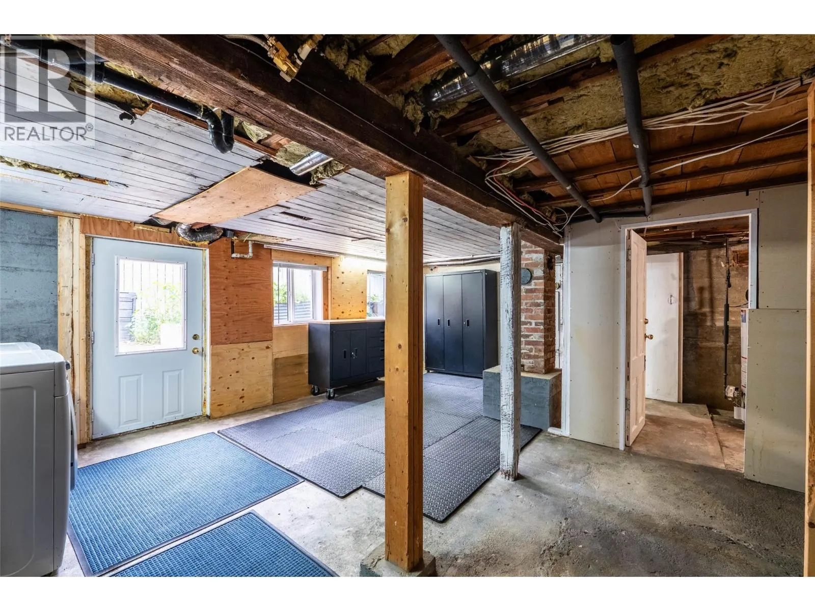 106 Richards Street