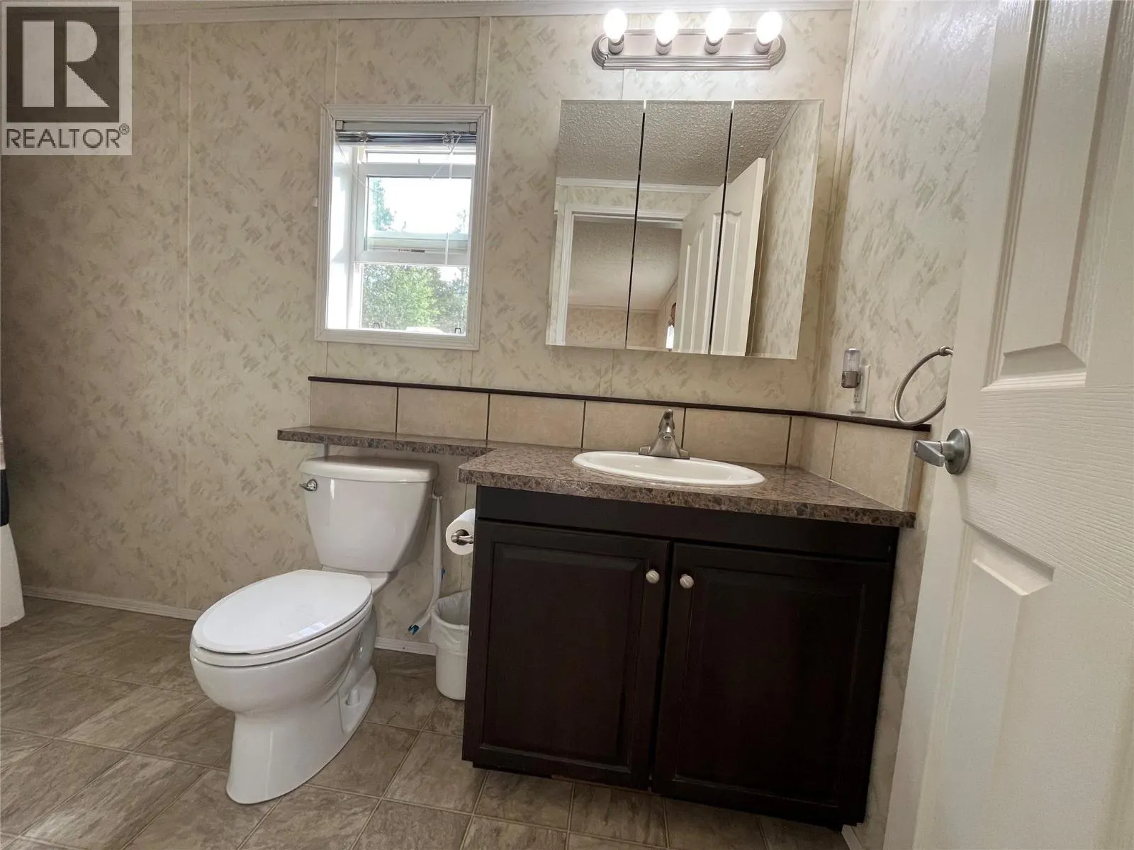 136 Rockcliffe Place
