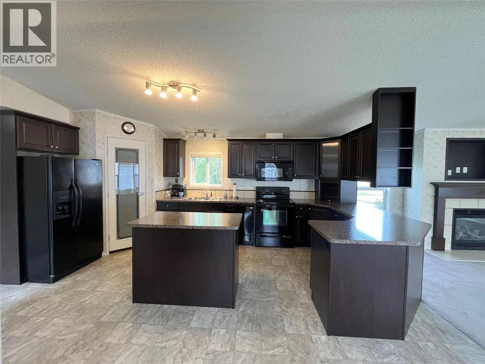 136 Rockcliffe Place