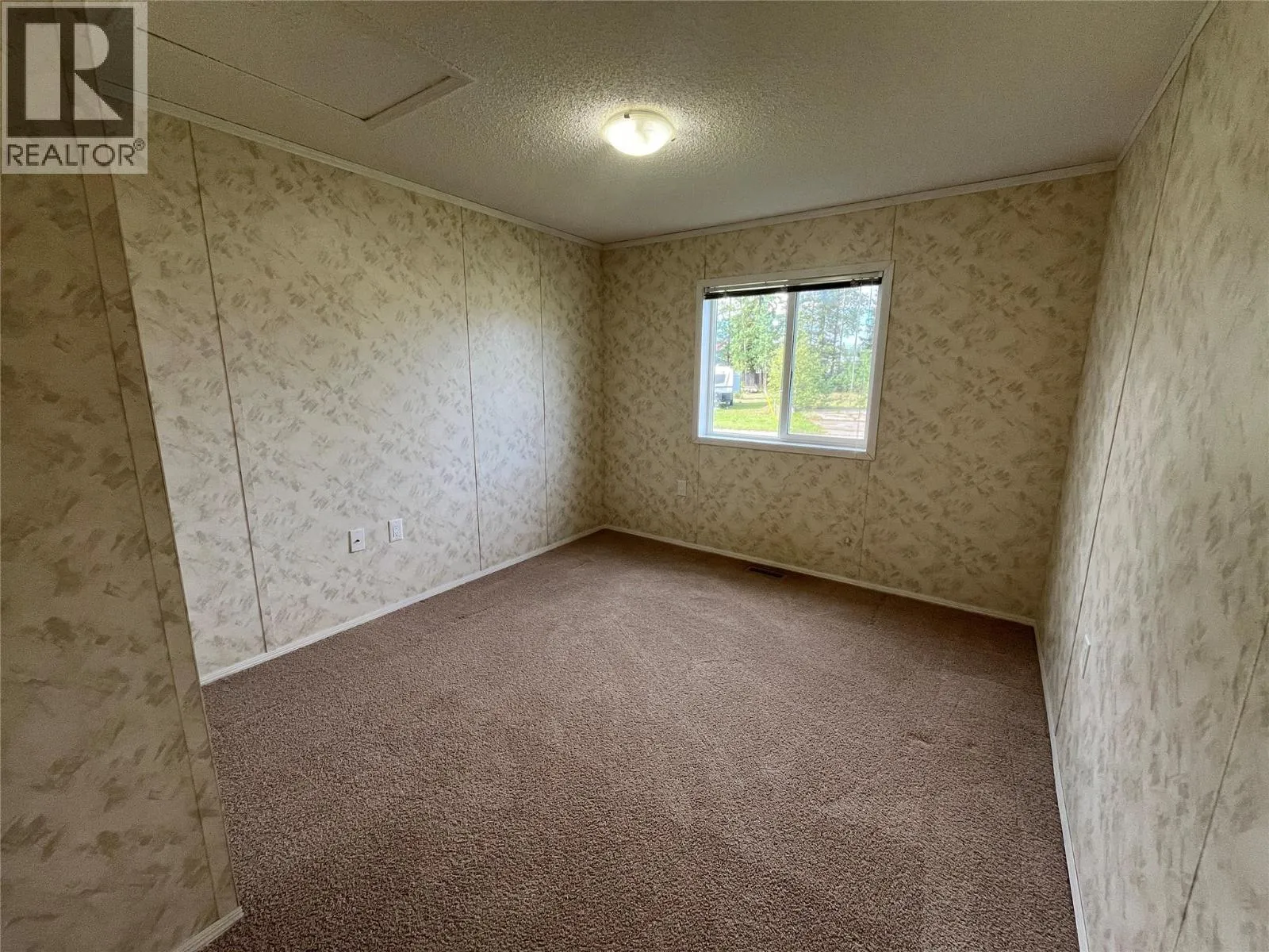 136 Rockcliffe Place