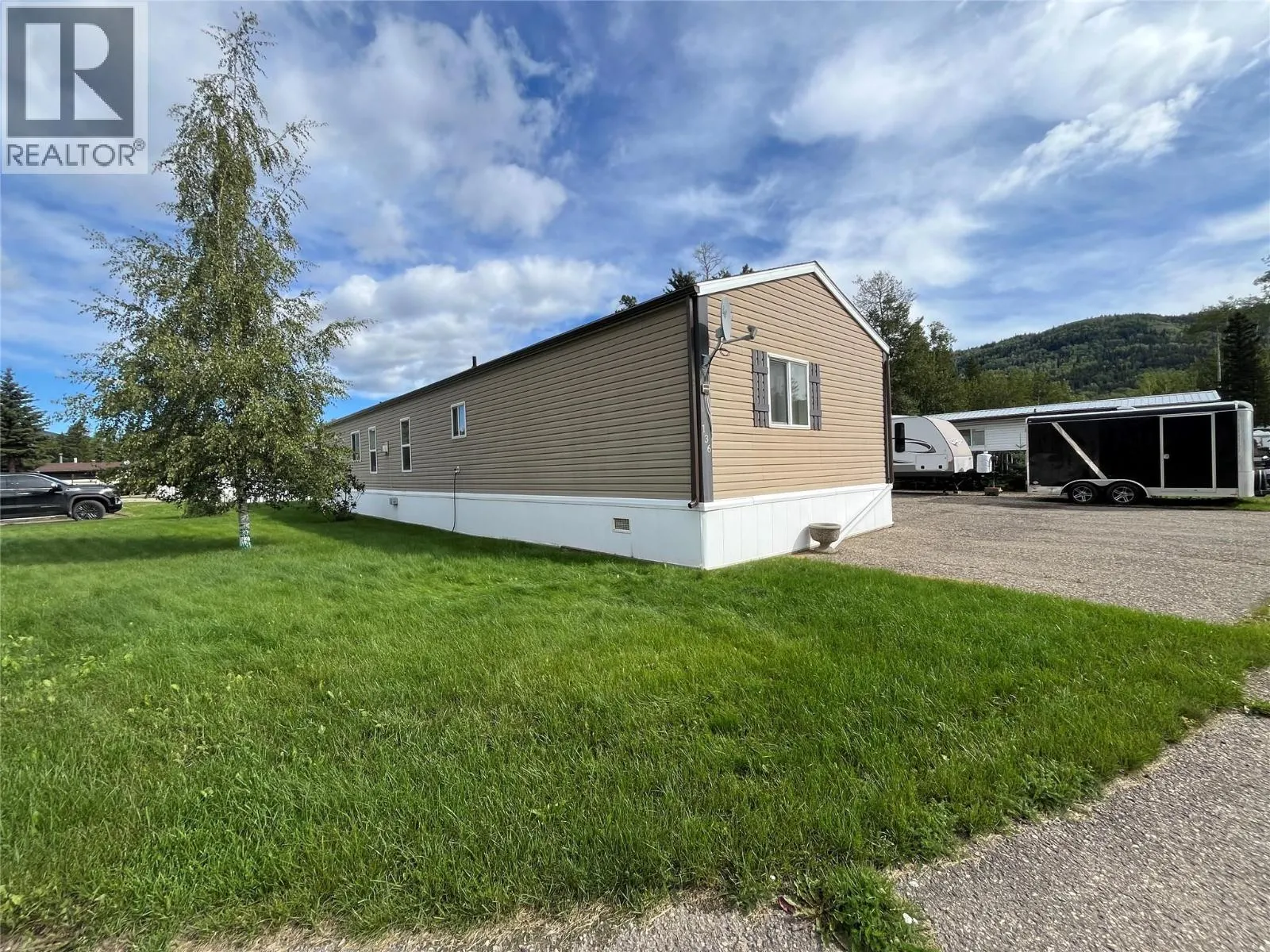136 Rockcliffe Place