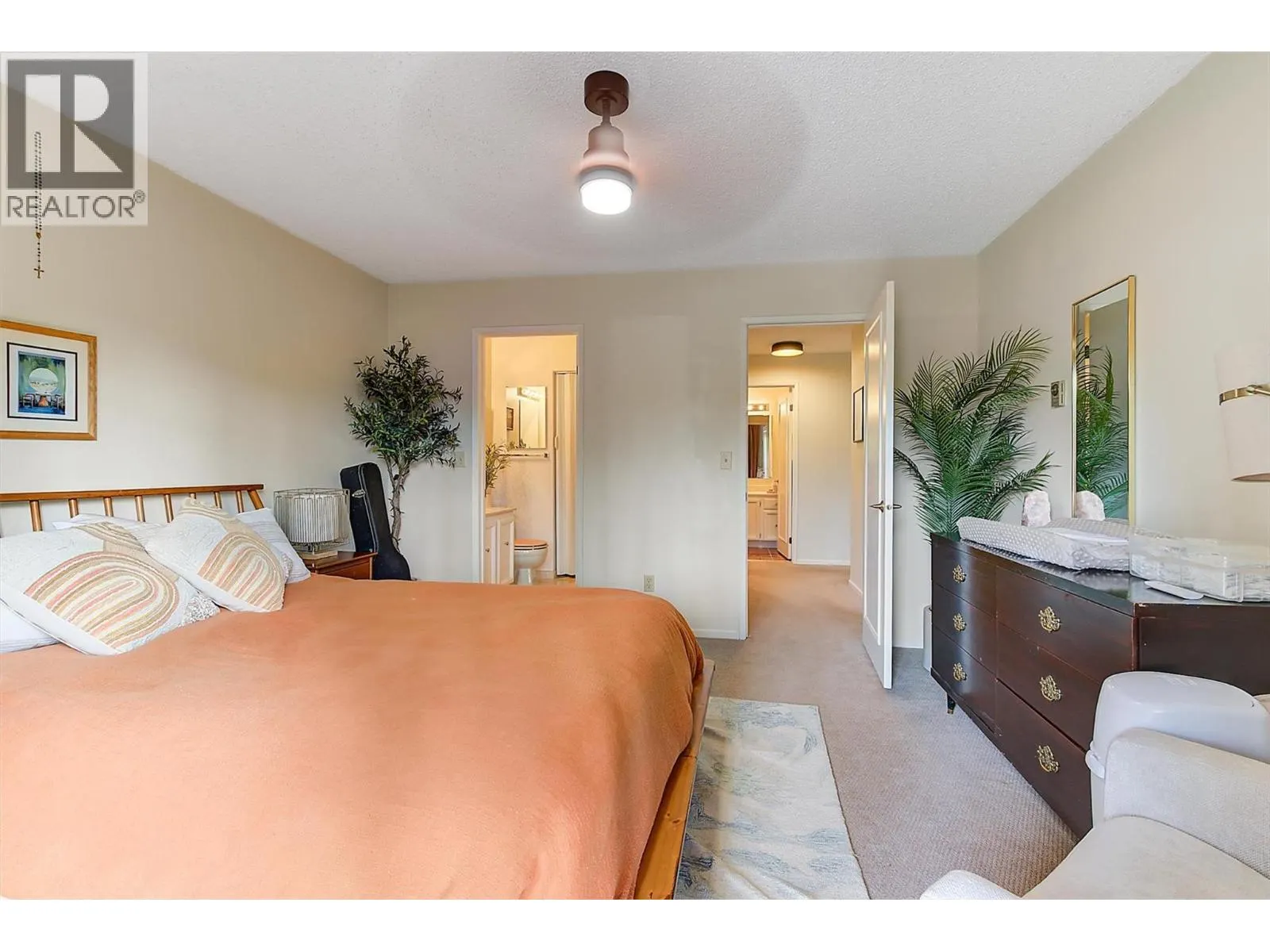 983 Bernard Avenue Unit# 205