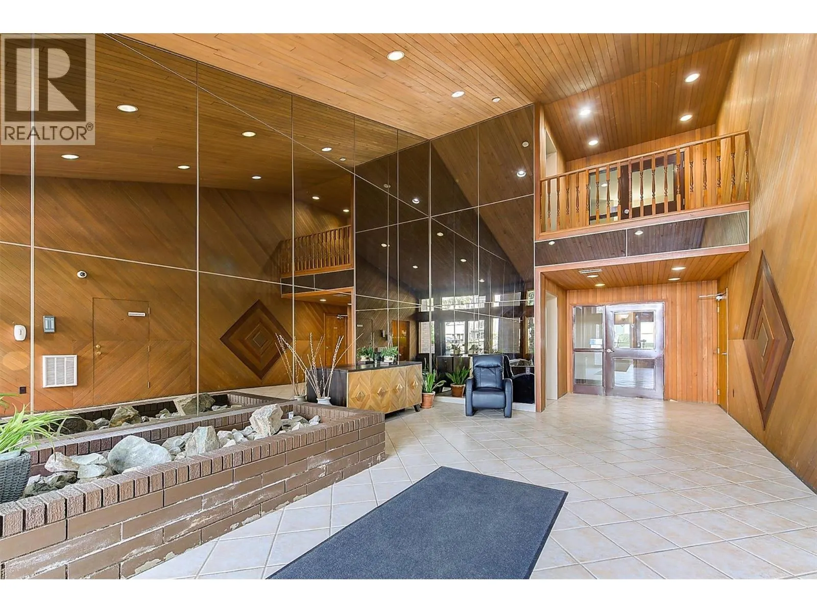 983 Bernard Avenue Unit# 205