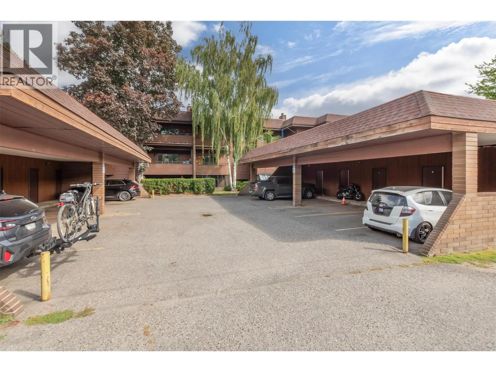 983 Bernard Avenue Unit# 205