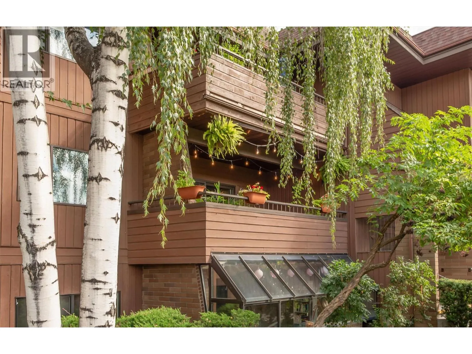 983 Bernard Avenue Unit# 205
