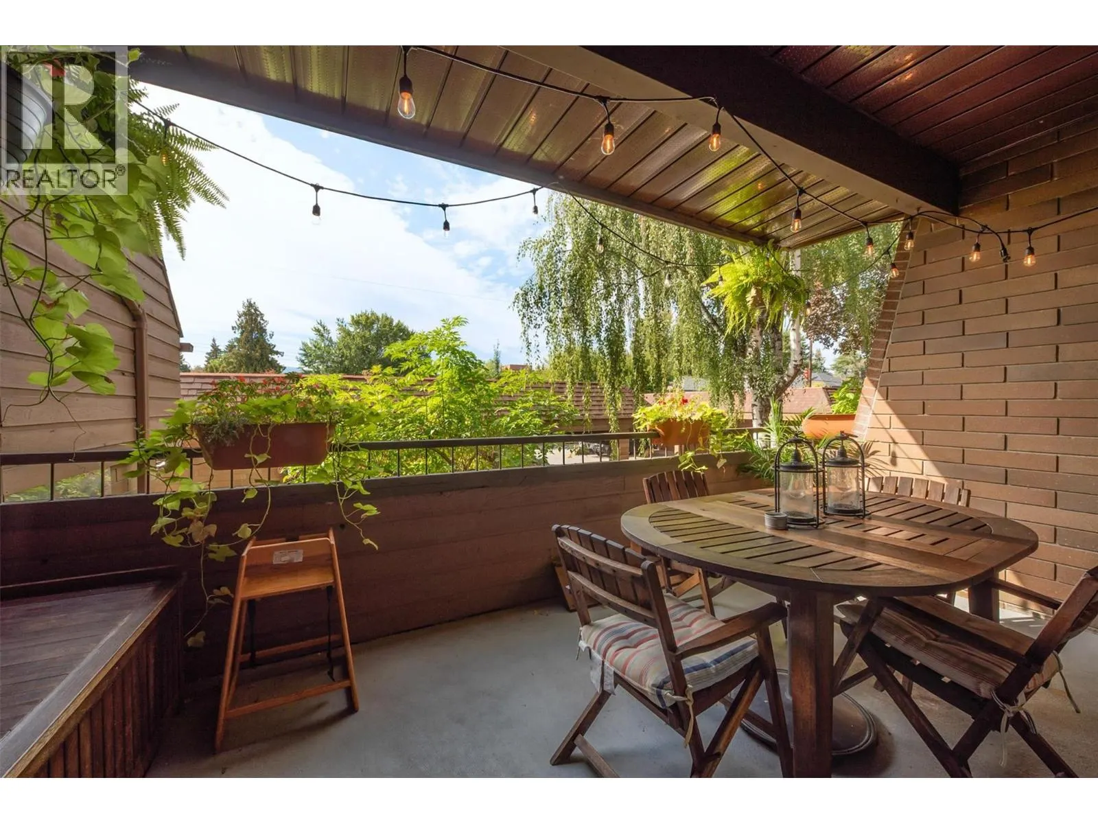 983 Bernard Avenue Unit# 205