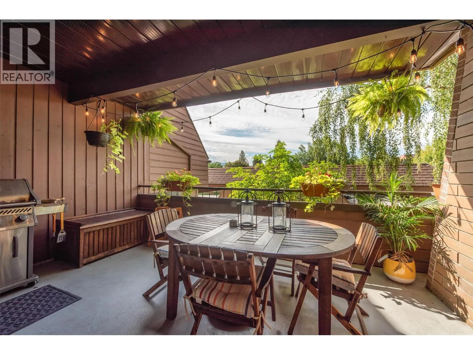 983 Bernard Avenue Unit# 205