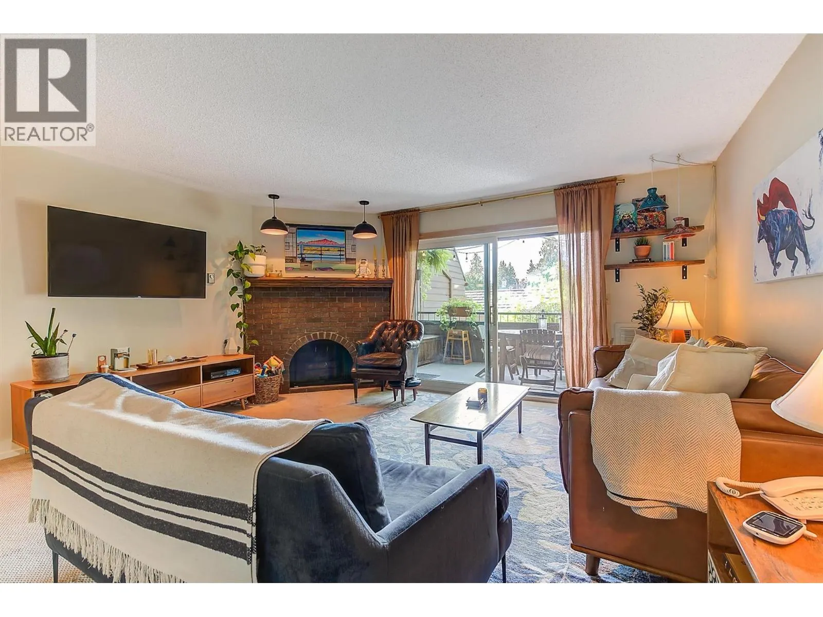 983 Bernard Avenue Unit# 205