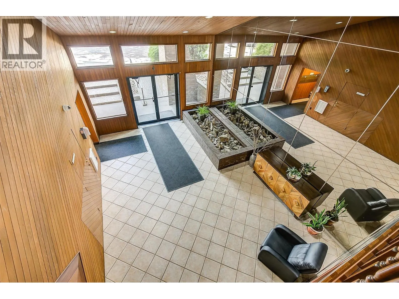 983 Bernard Avenue Unit# 205