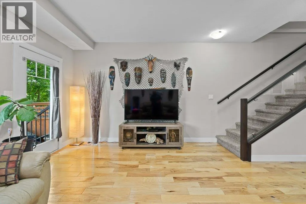 150 4 Street SE Unit# 5