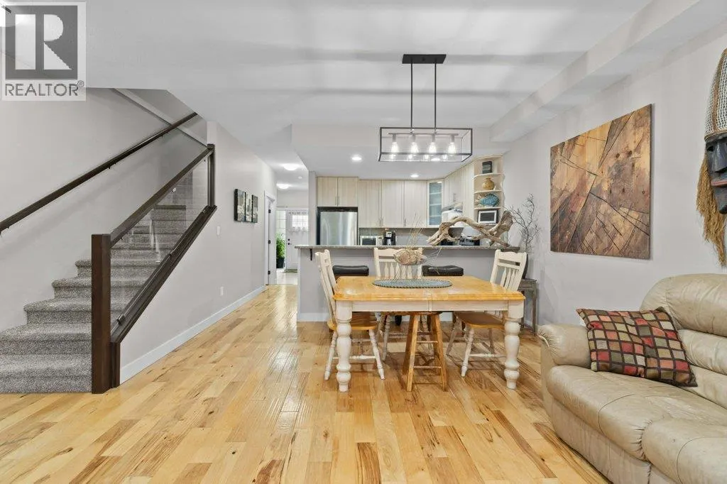 150 4 Street SE Unit# 5