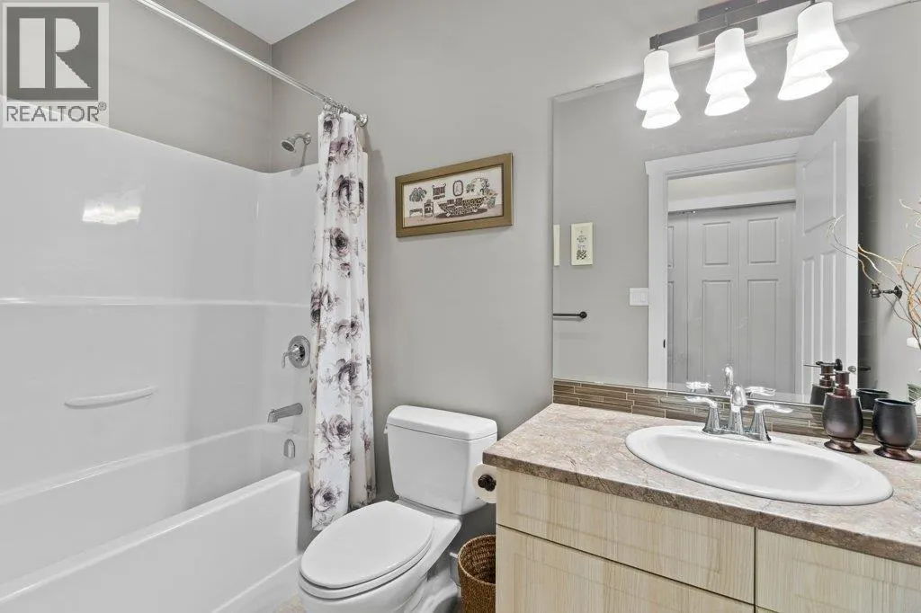 150 4 Street SE Unit# 5