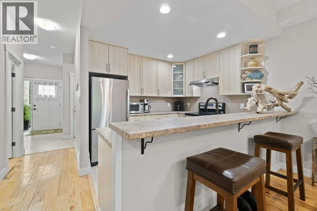 150 4 Street SE Unit# 5