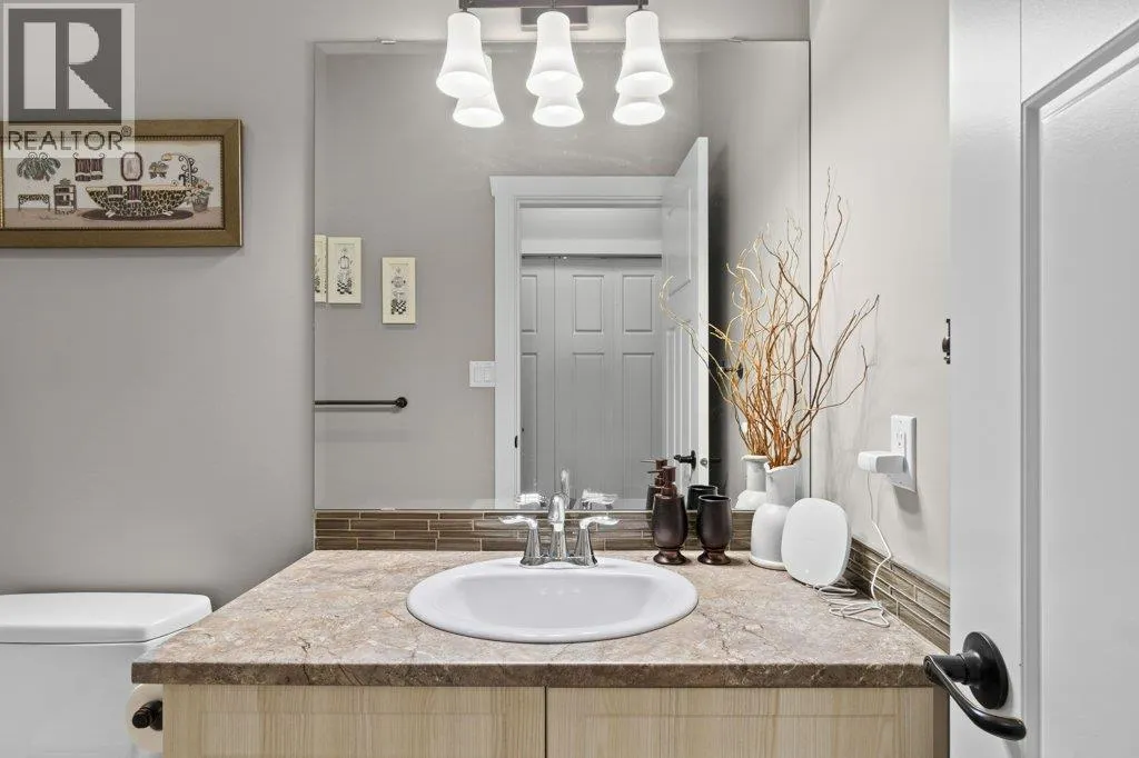 150 4 Street SE Unit# 5
