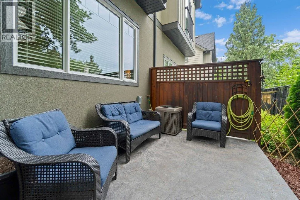 150 4 Street SE Unit# 5