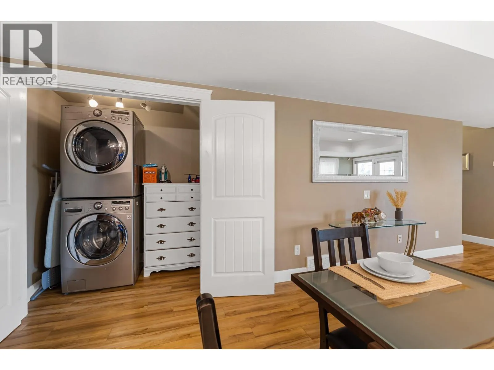 374 Trumpeter Court