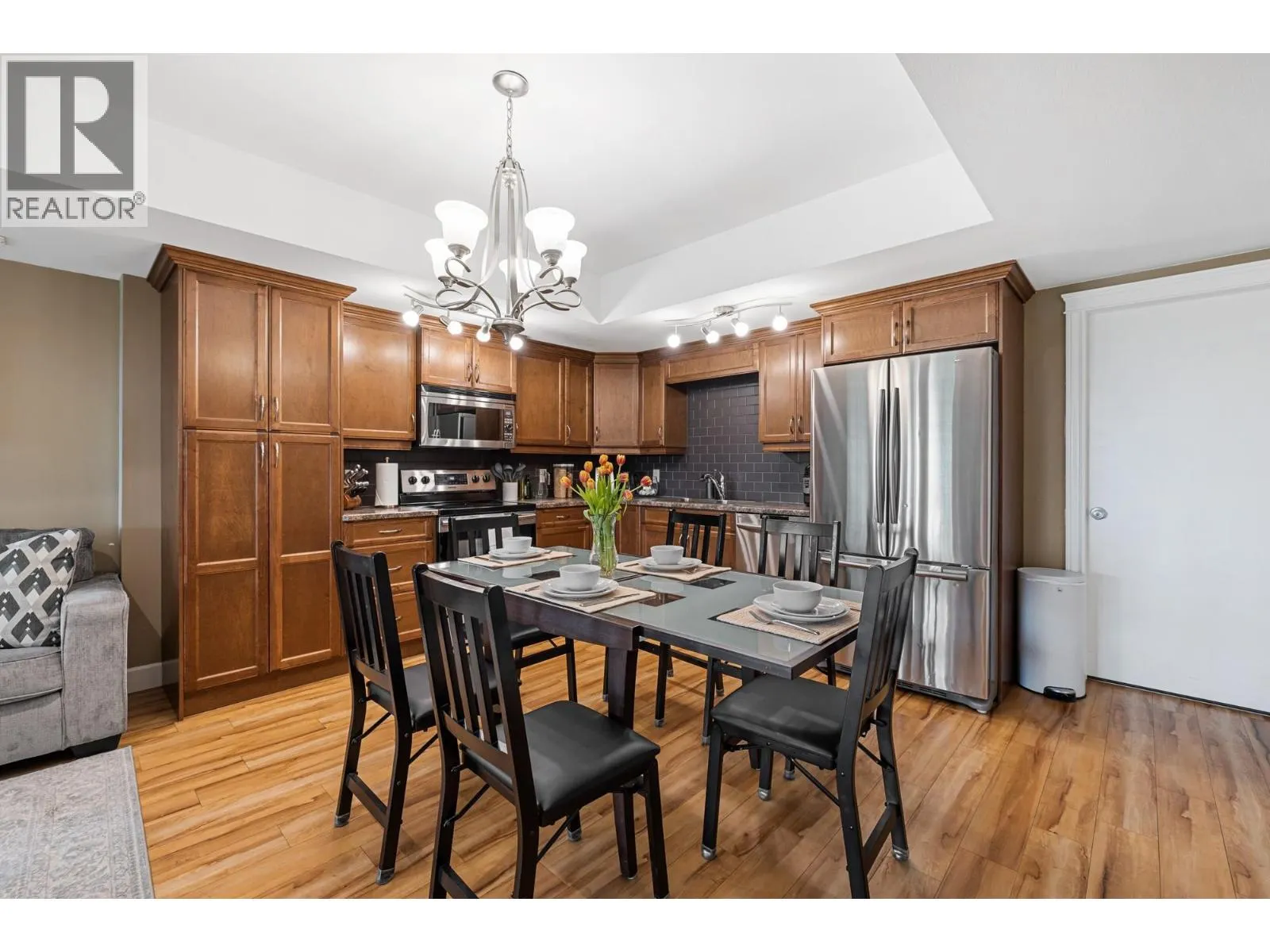374 Trumpeter Court