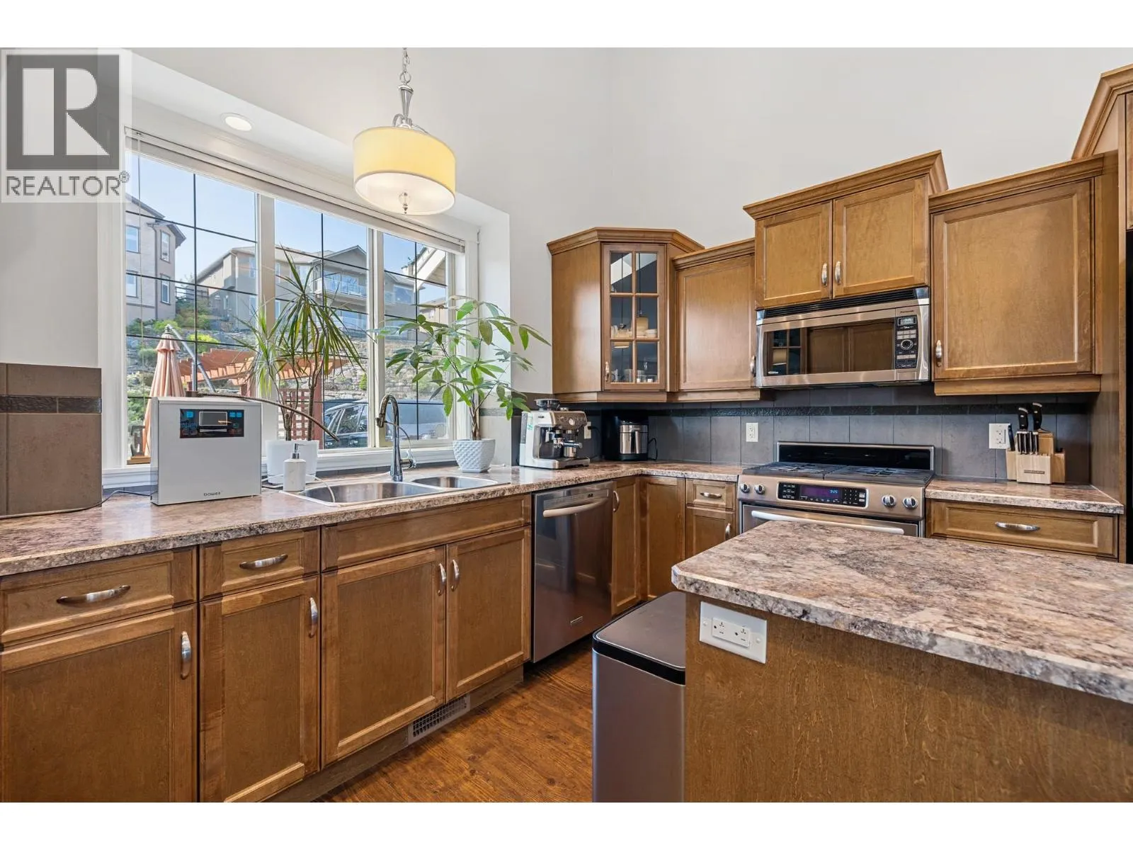 374 Trumpeter Court
