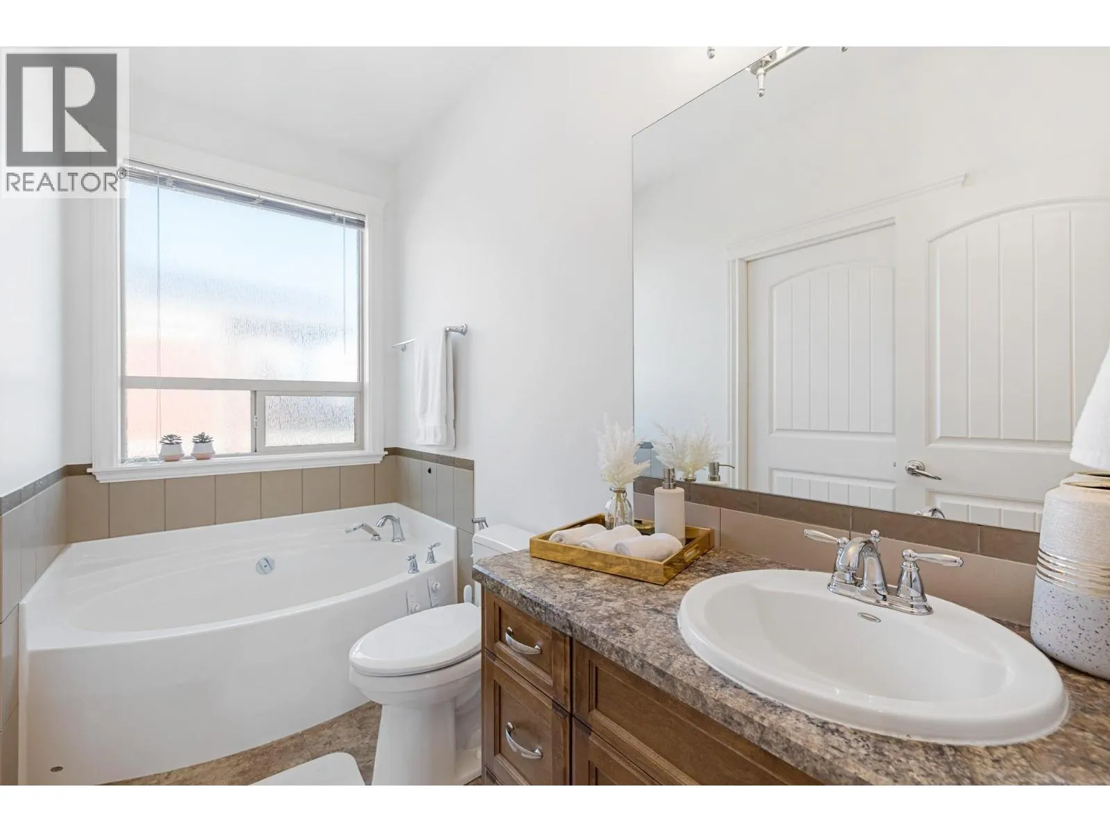 374 Trumpeter Court