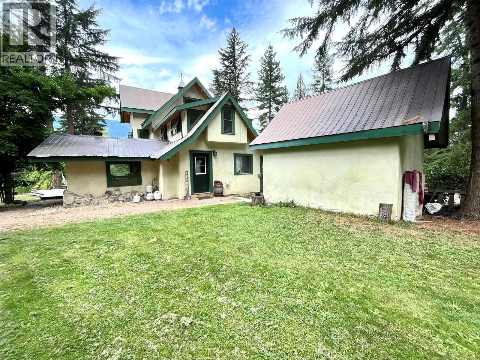 7138 GRAHAM Road
