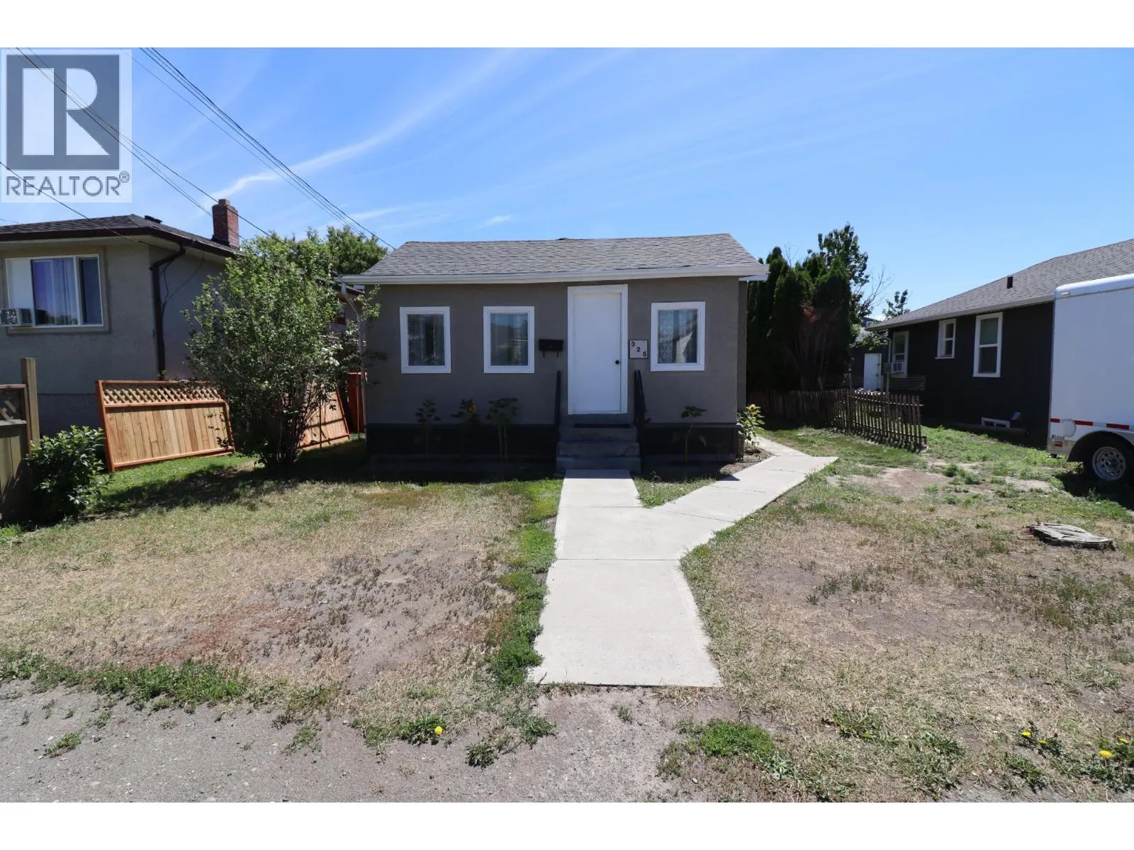 325 WILLOW Street