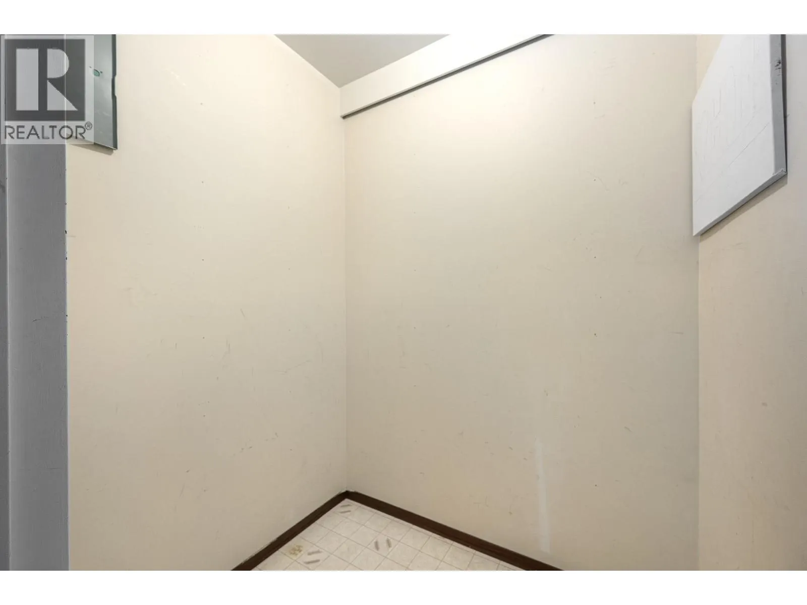 1560 Summit Drive Unit# 111