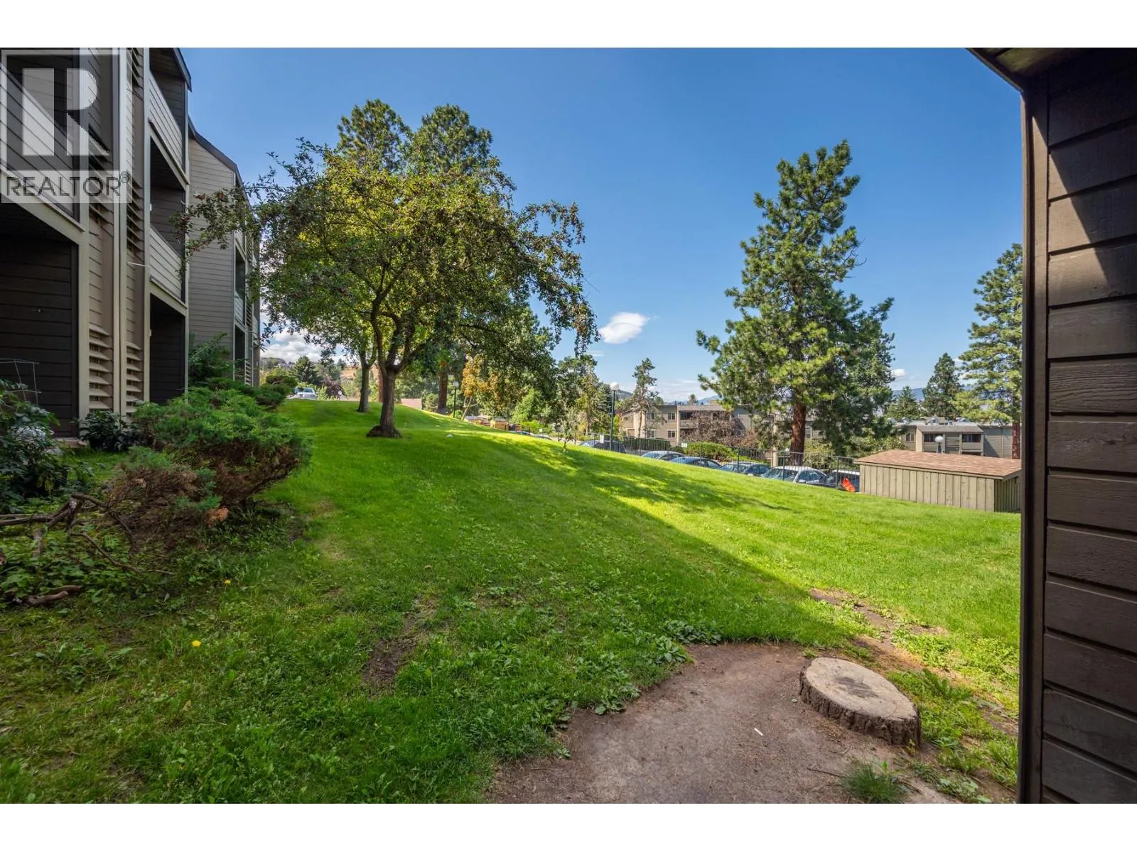 1560 Summit Drive Unit# 111