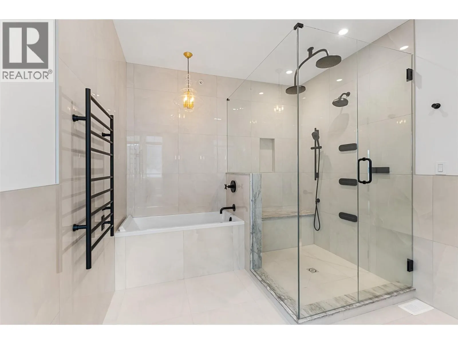 15419 Lakeshore Drive N Unit# 10