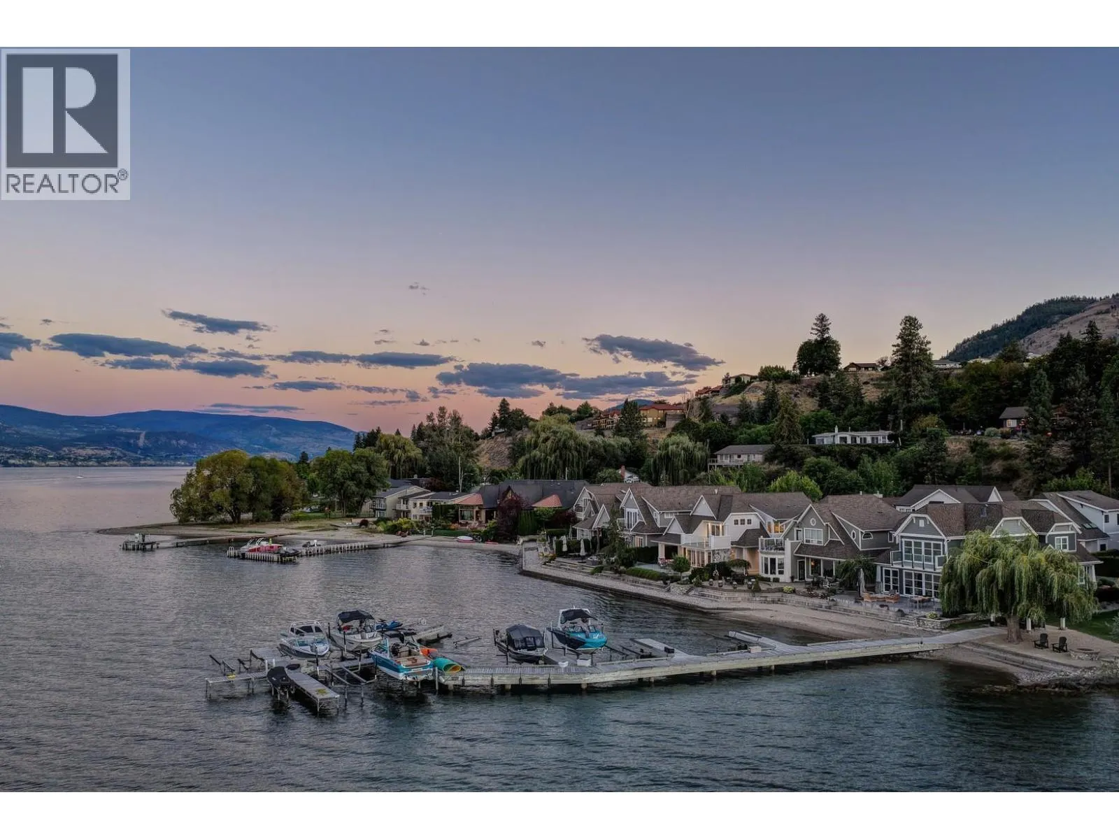 15419 Lakeshore Drive N Unit# 10