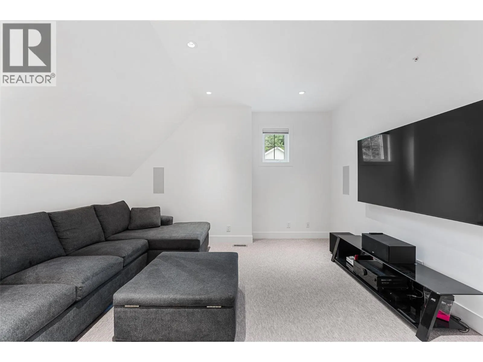 15419 Lakeshore Drive N Unit# 10