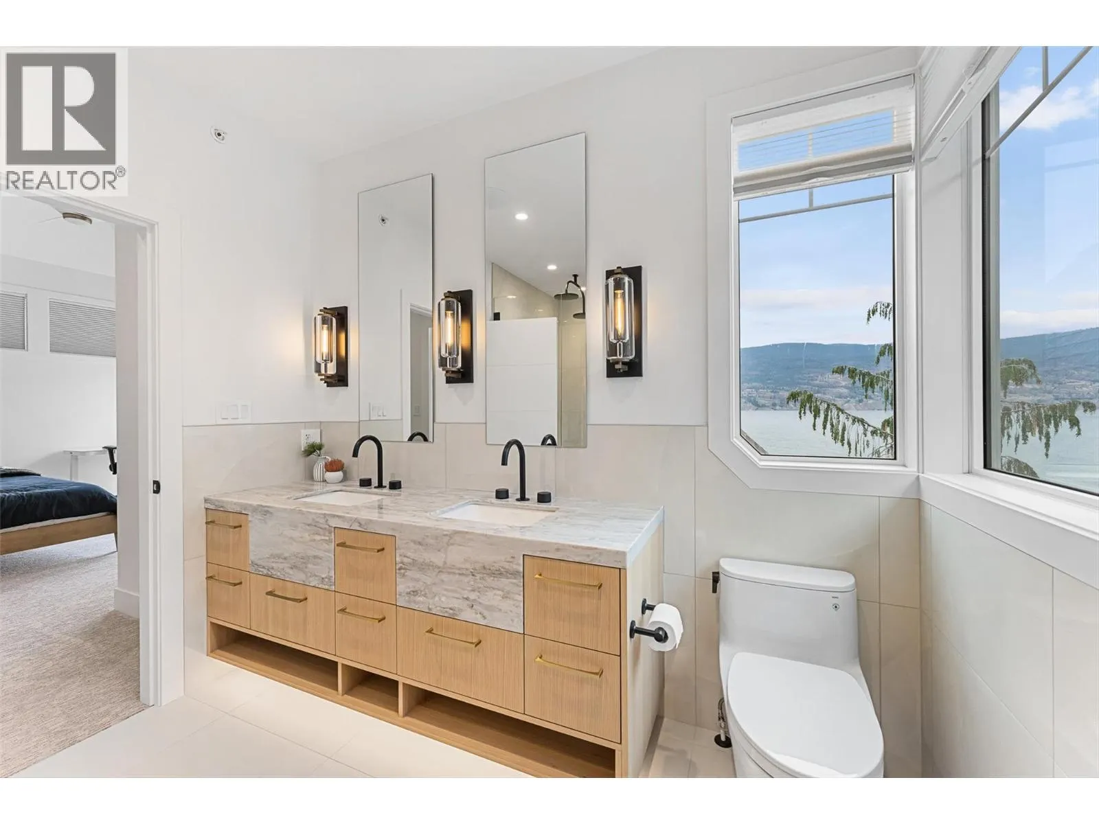 15419 Lakeshore Drive N Unit# 10