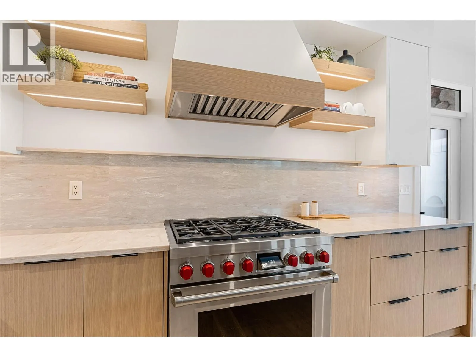 15419 Lakeshore Drive N Unit# 10