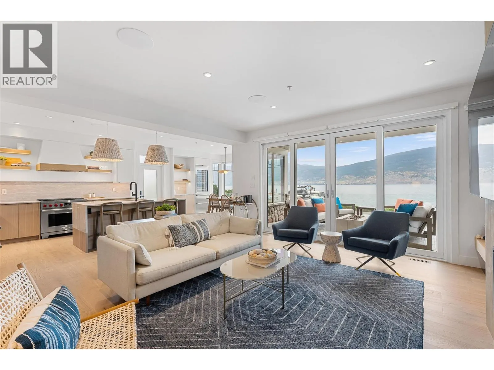 15419 Lakeshore Drive N Unit# 10