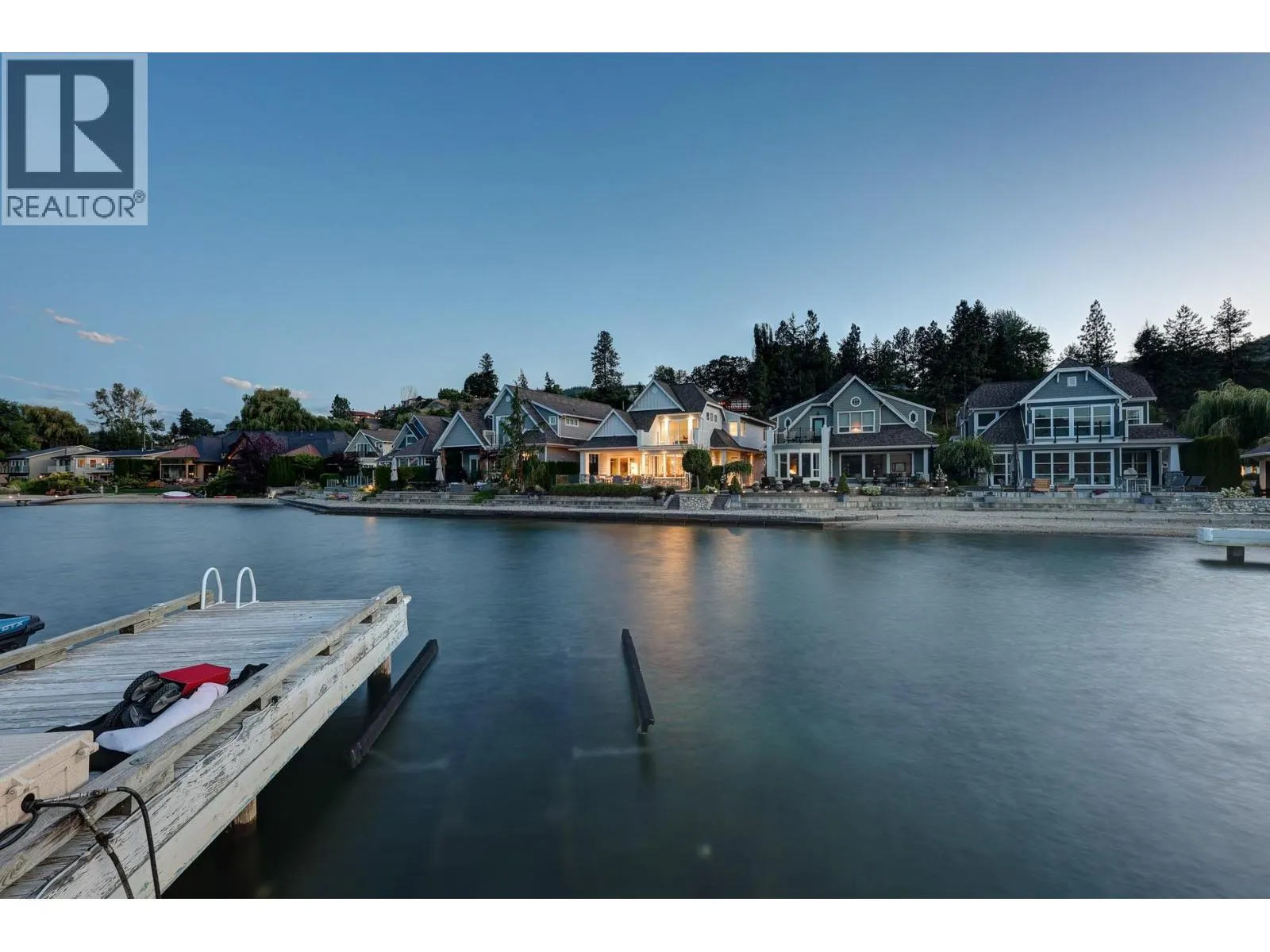 15419 Lakeshore Drive N Unit# 10