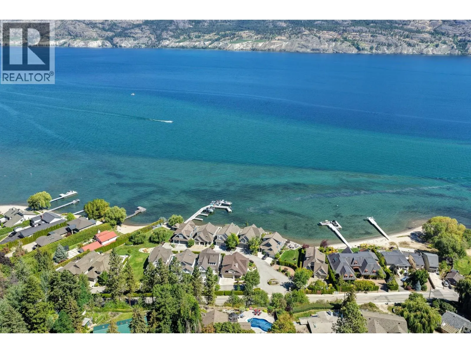 15419 Lakeshore Drive N Unit# 10