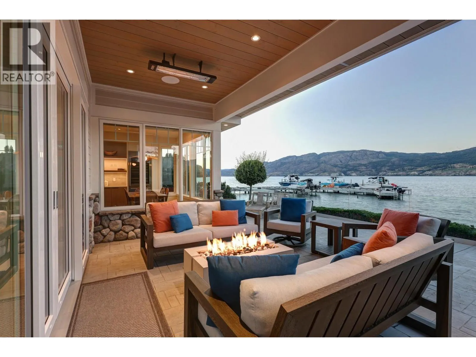 15419 Lakeshore Drive N Unit# 10