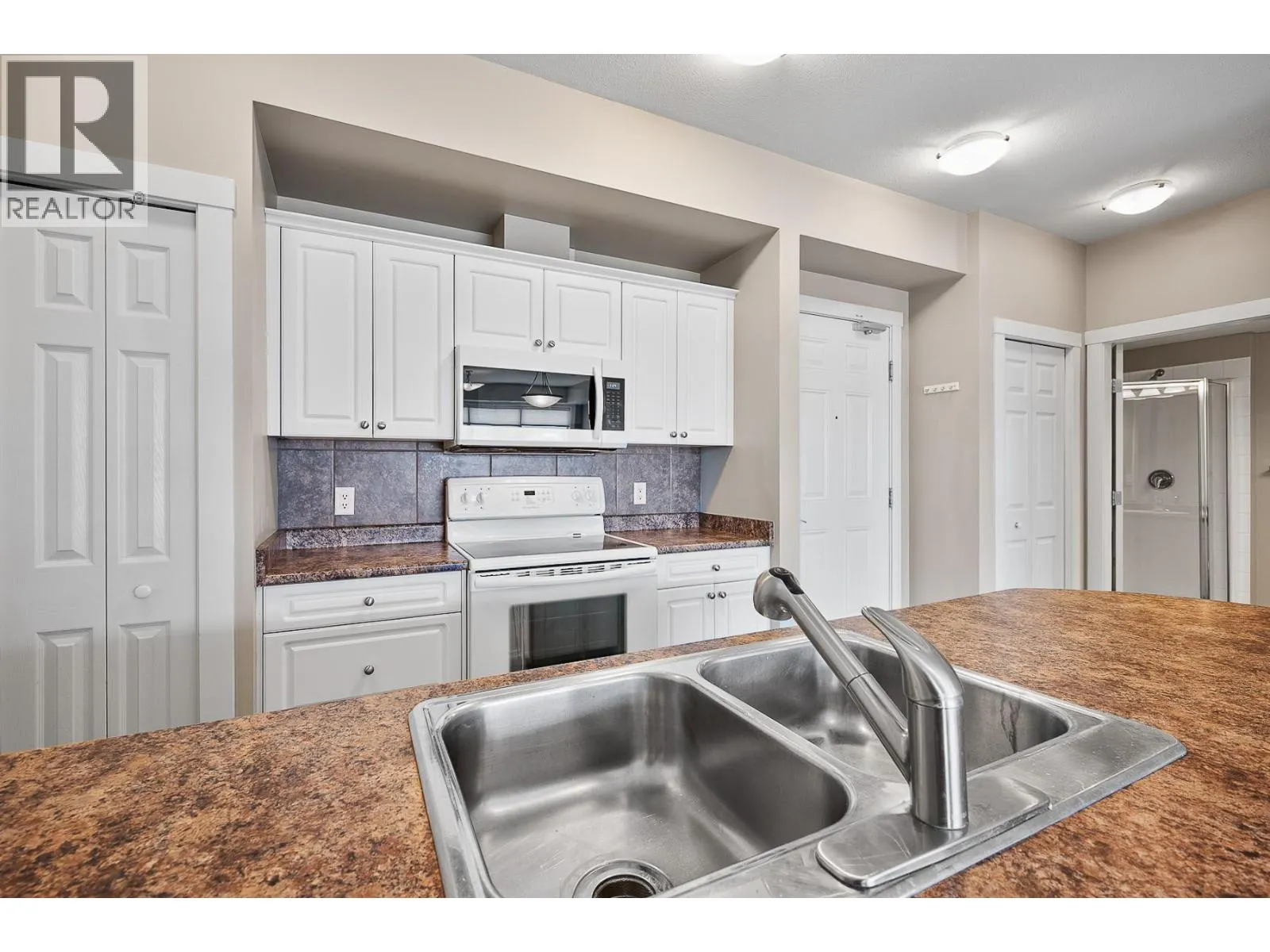 3550 Woodsdale Road Unit# 414