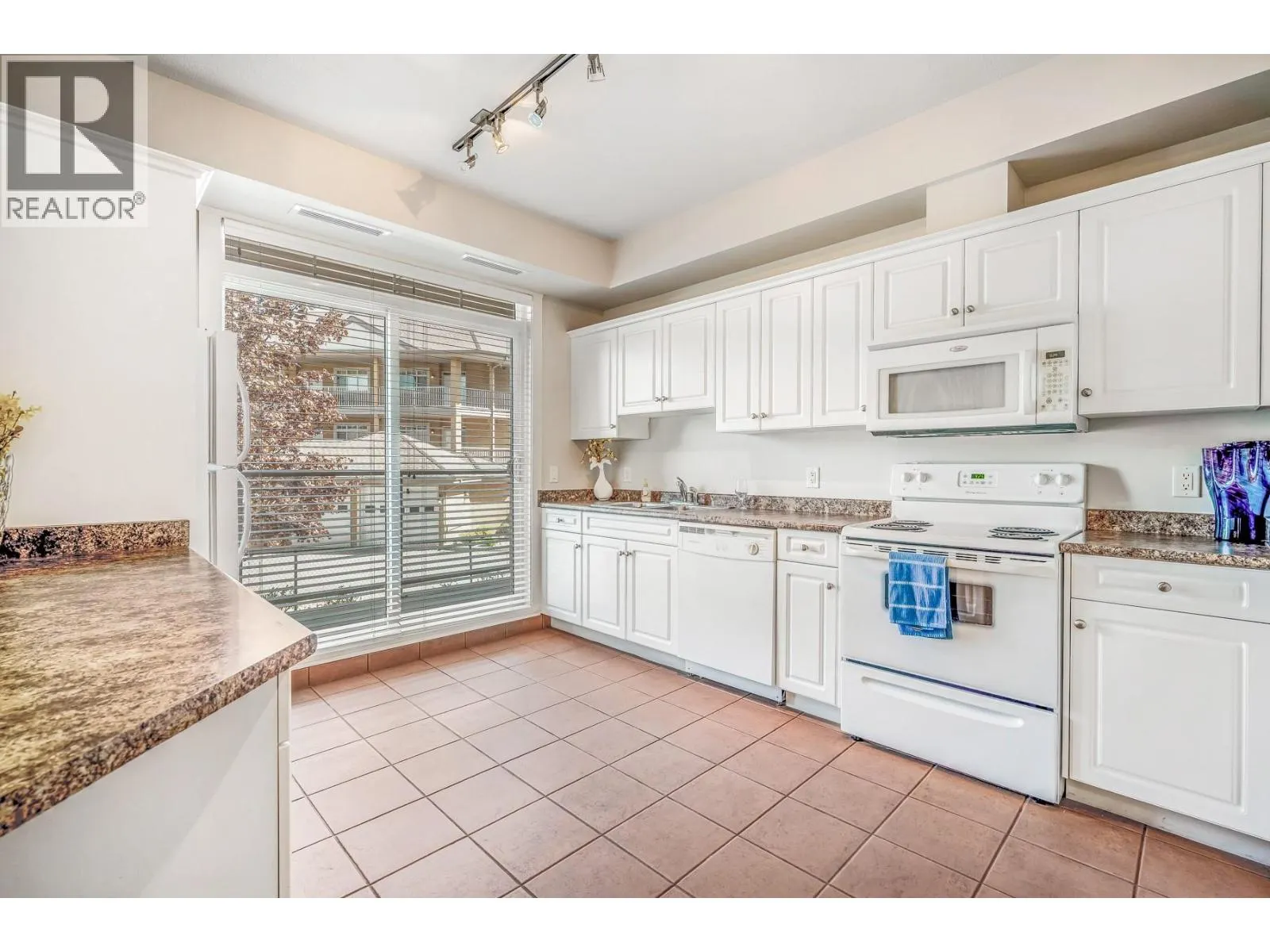3550 Woodsdale Road Unit# 414